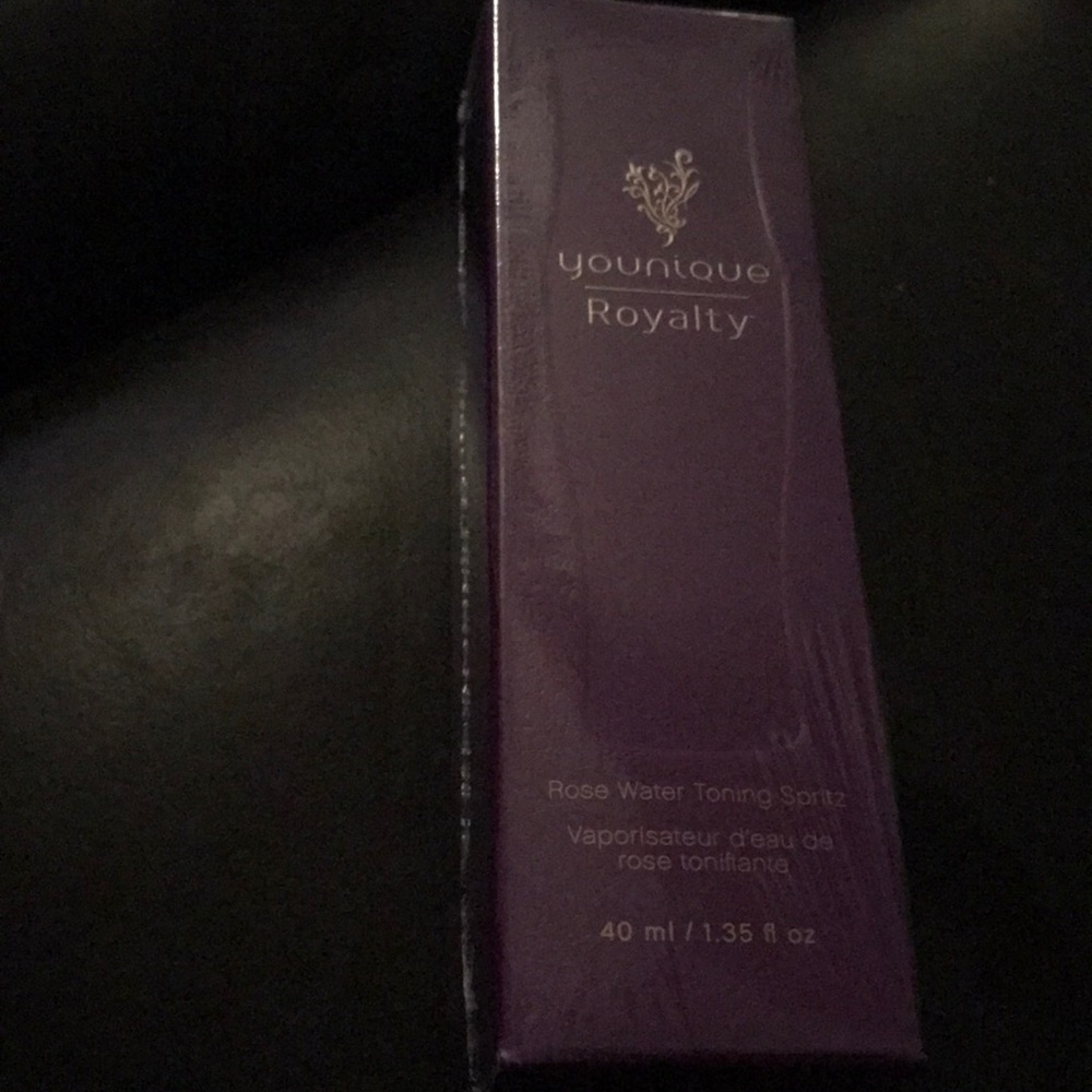 Younique Rose Water Toning Spritz